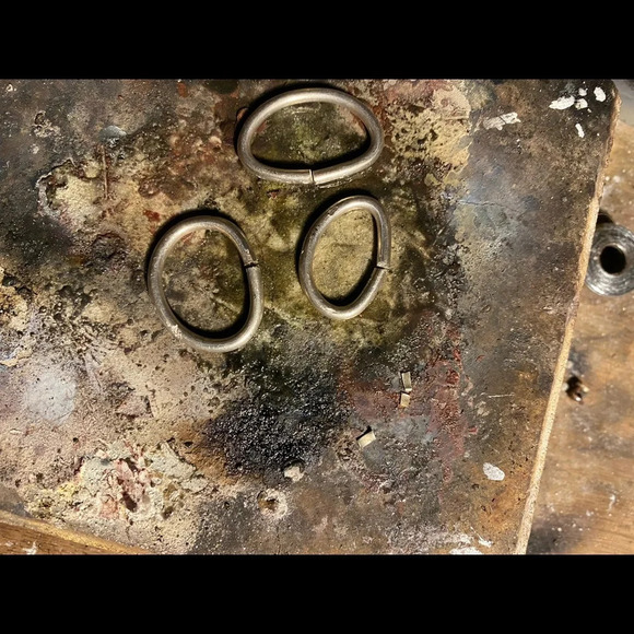 Special order only!! Stack of 3 rustic sterling silver bands / rings - Picture 7 of 14